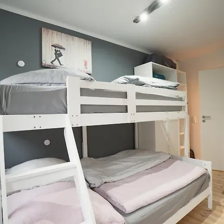 Apartament Maisonettewohnung In Ostseenaehe Ueber 2 Etagen