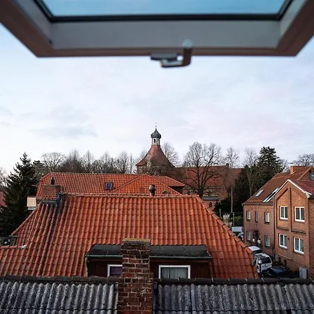 Apartament Maisonettewohnung In Ostseenaehe Ueber 2 Etagen